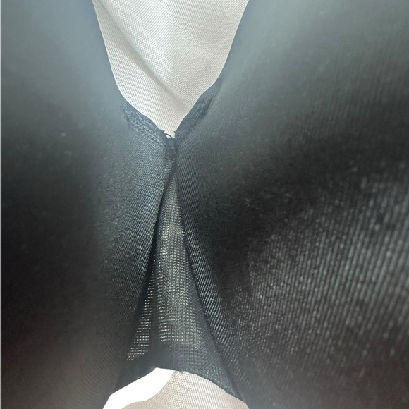 Cacique Classic Black Bra - Picture 3 of 10